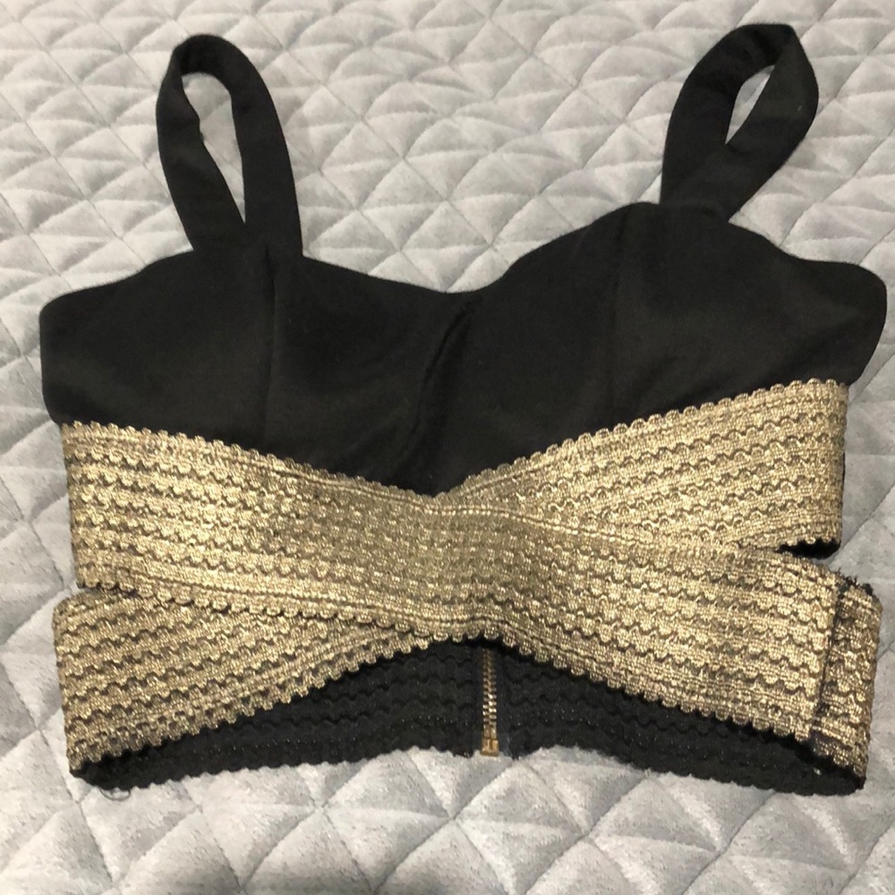 Love Culture Designer Zippered Crop Top